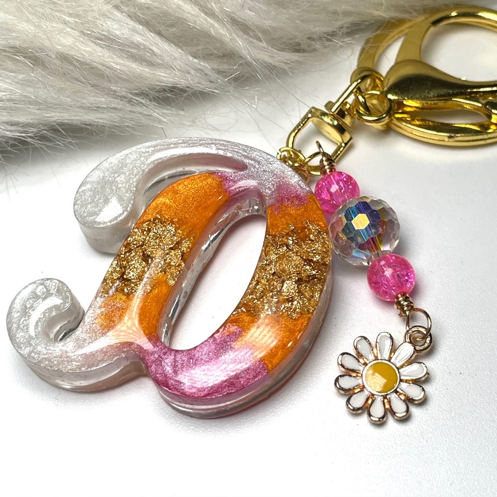 Custom Orange Cream and Pink Letter “D” Keychain with Daisy Charm - Picture 4 of 12